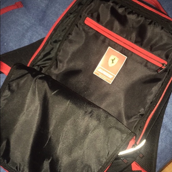 Ferrari Backpack (Black/Red) - Picture 4 of 5